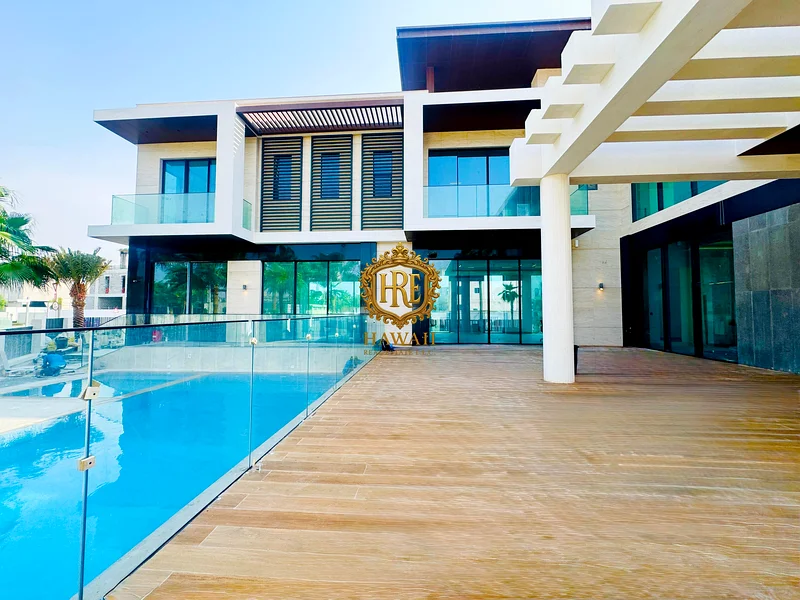 Exclusive |Big Size Plot | Ultra Luxury Villa | Brand New63915253526786112