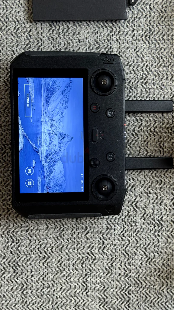 للبيع: طائرة درون DJI Mavic 2 Pro مع مجموعة ملحقات مميزة كاملة - حالة ممتازة63234611798787111