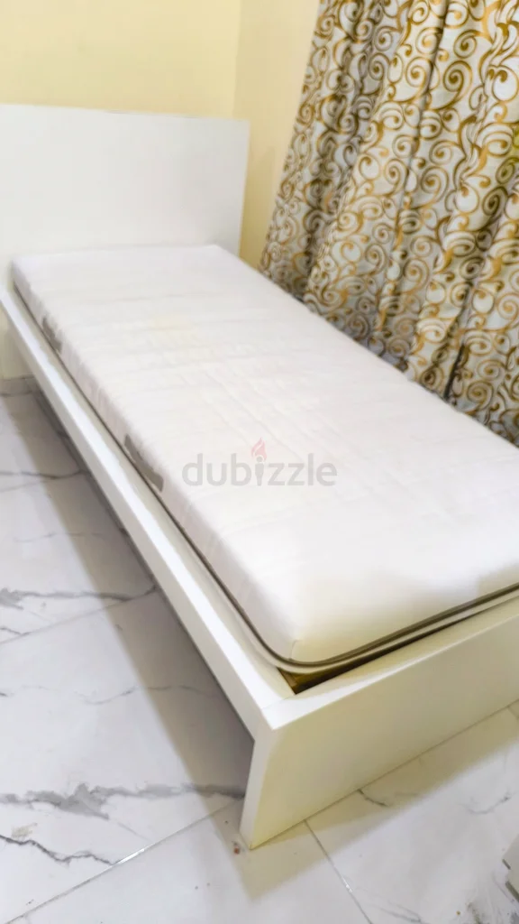 سرير مفرد من إيكيا، بحالة جيدة63177963942401113