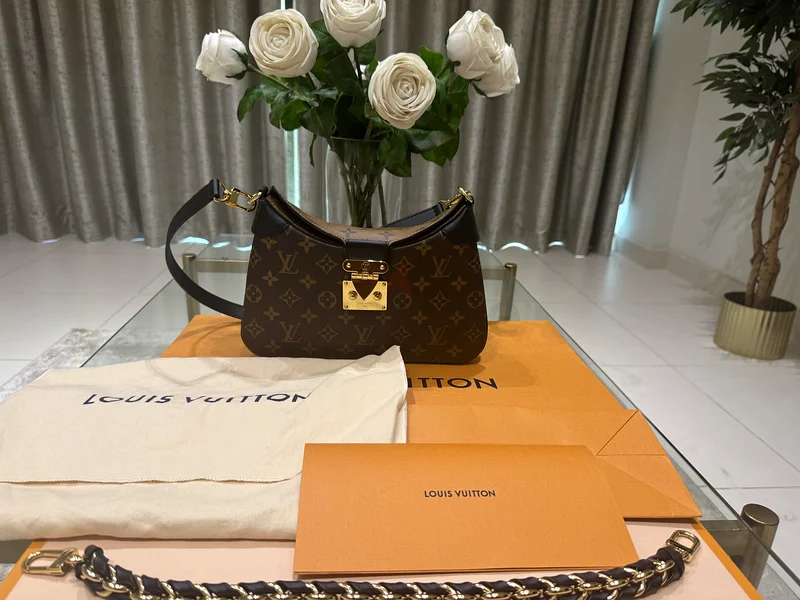 حقيبة LV Twinny (بشرط جديد، التحقق متاح في المتجر)632401252300811128