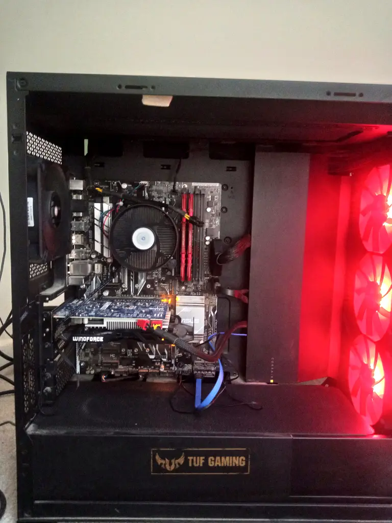 Gaming setup63228306948737116