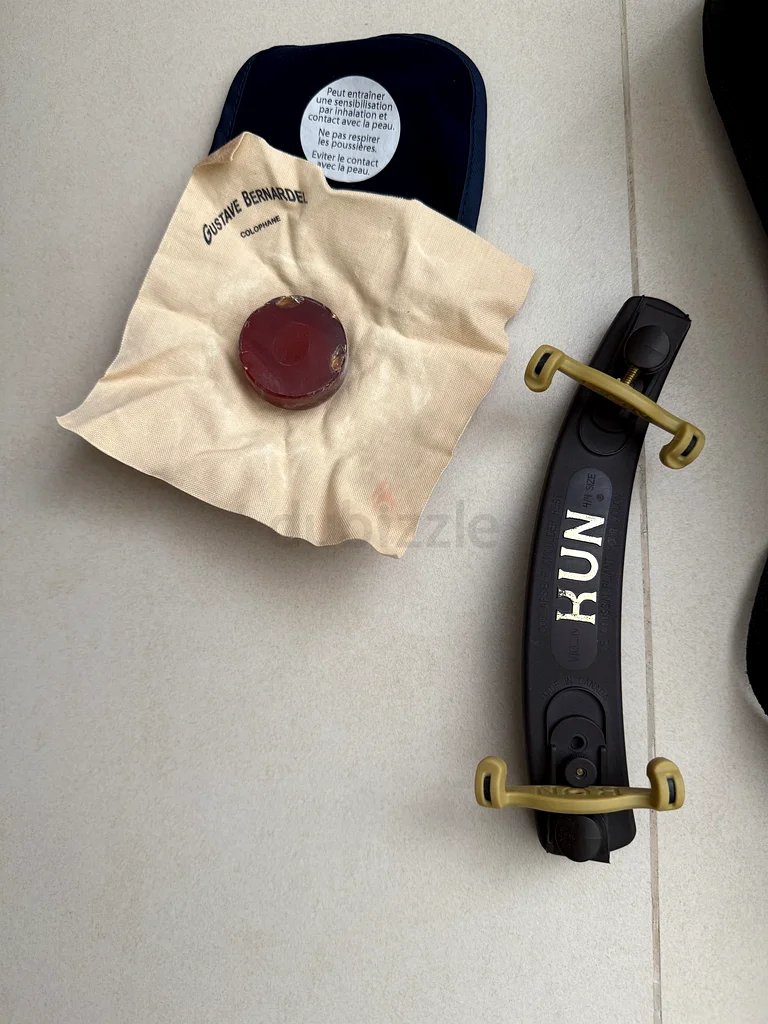 Hofner Violin Alfred Stingl - 4/4 Size with Gustav Bernarder Rosin and Kuhn shoulder rest63229682125058111
