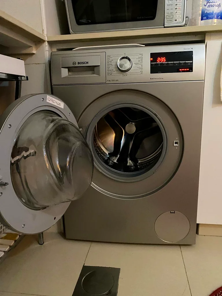 Bosch Front-Load Washing Machine – Excellent Condition!63200164986498111