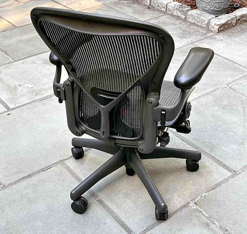Herman-miller chair size B fully loaded full options63216835665922111