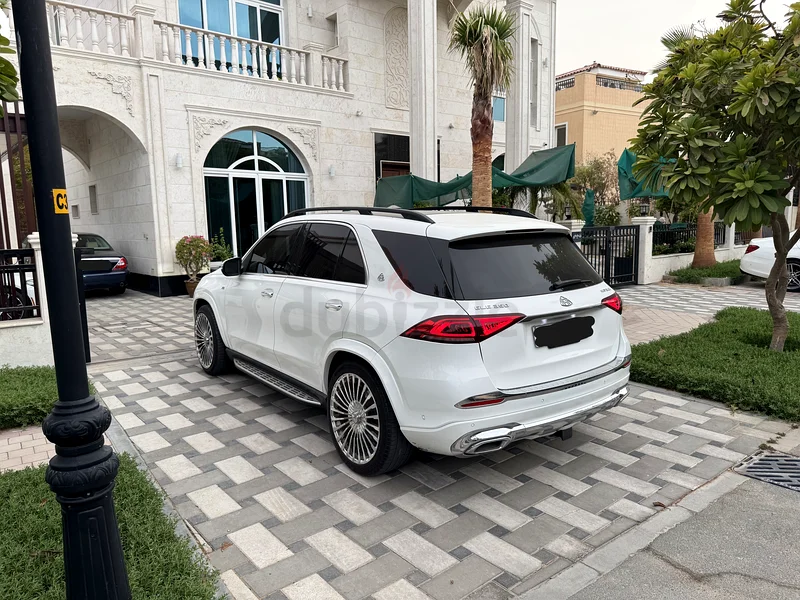 مرسيدس GLE350، لا حوادث، قادتها سيدة63399928702850112