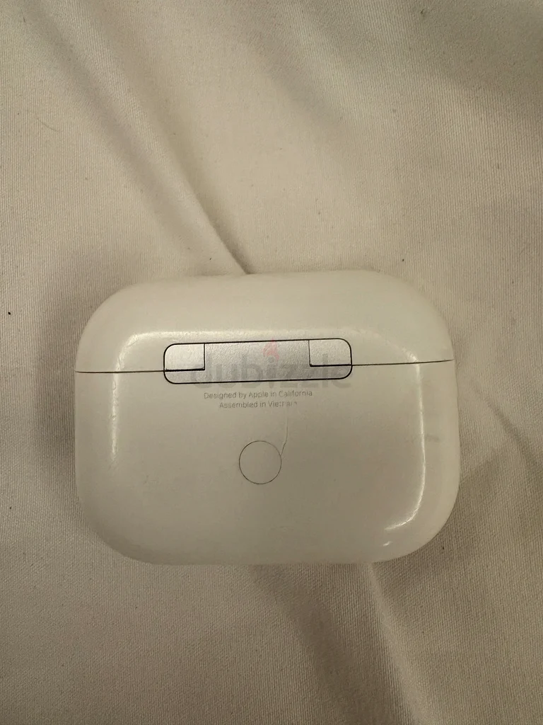 White Original AirPods Apple for Sale - Sleek  Stylish!63209837257987112