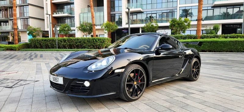 2011-Porsche Cayman S-Excellent Condition-Low Kilometer Driven-GCC Specs63398647646851112