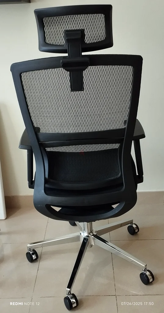 Office Chair Excellent Condition63179391902595113
