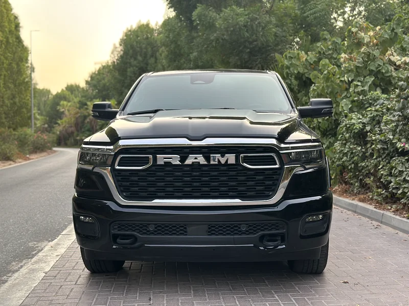 2025 Dodge Ram 1500 Bighorn – GCC Specs | 3.0L V6 305 HP | 6,000 Km | Like New63223819011458113