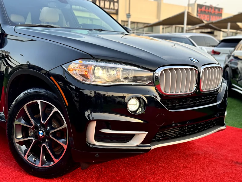 BMW X5 xDrive35i in agency condition with an excellent offer price.63228279535363113