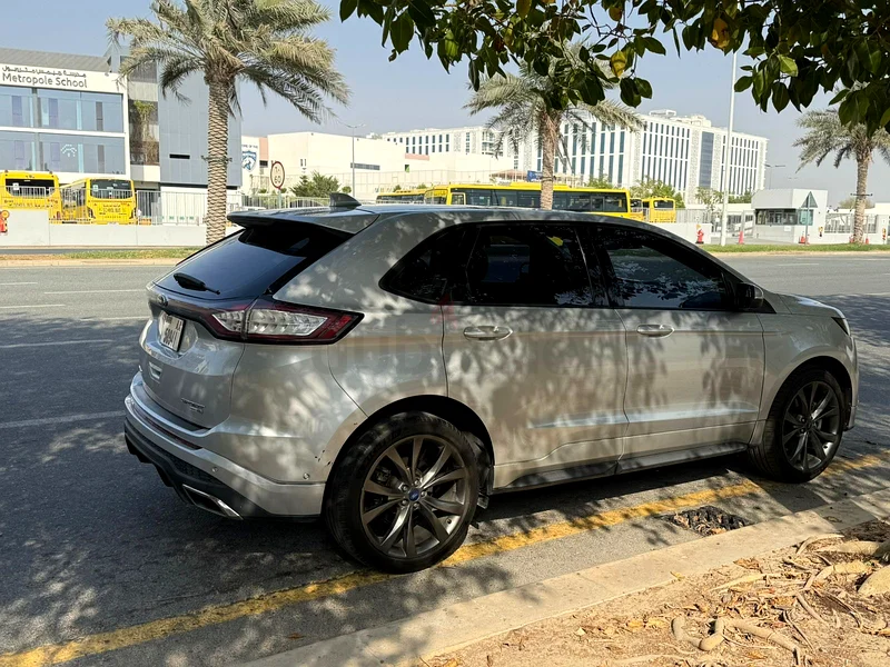 Ford Edge Sport under ford agency free service backage full service history63399908470913113