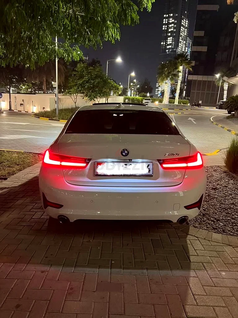 بي إم دبليو 330i 2019 - تحت الضمان (وكالة بي إم دبليو)63227781251843112