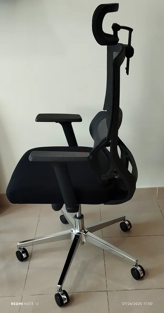 Office Chair Excellent Condition63179391902595111