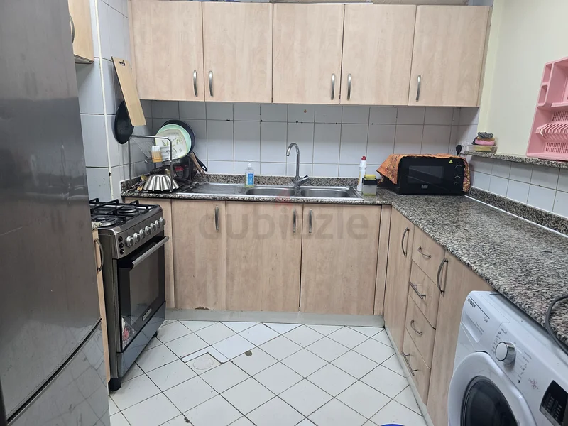 بدون عمولة... غرفة نوم رئيسية متاحة للإيجار في سبيين كلاستر، المدينة الدولية63218792660995112