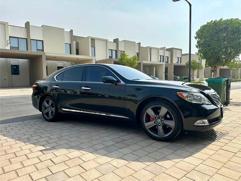 Lexus LS 460 / LS460 - See all pics !! Over 25,000 AED spent on it..63226219751809111
