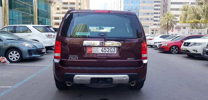 Well-Maintained Honda Pilot 2010 Model with Low Milage63223316144129112