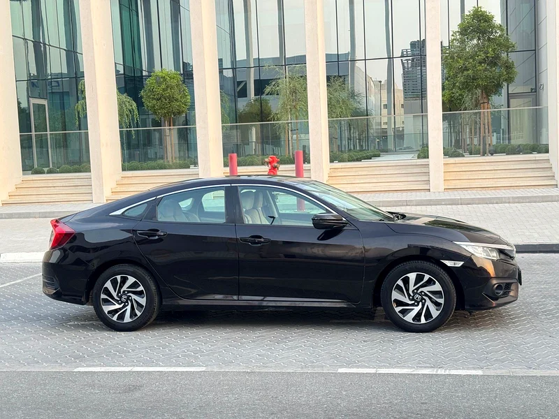 Honda Civic 2017 GCC Accident Free Single Owner well Condition63223316571393114