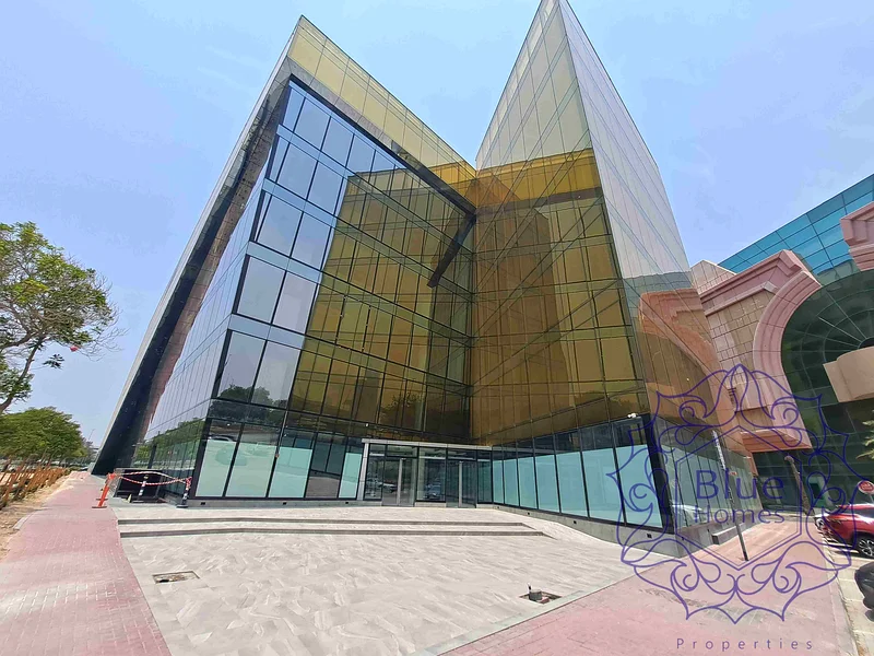 Show Room For Rent | Chiller Free | Easy Access to Sheikh Zayed Road63220805840259111