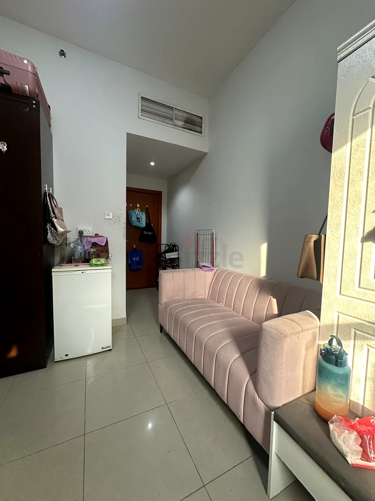 غرفة مشتركة مع سيدة باكستانية واحدة - للإناث فقط63218794165633114