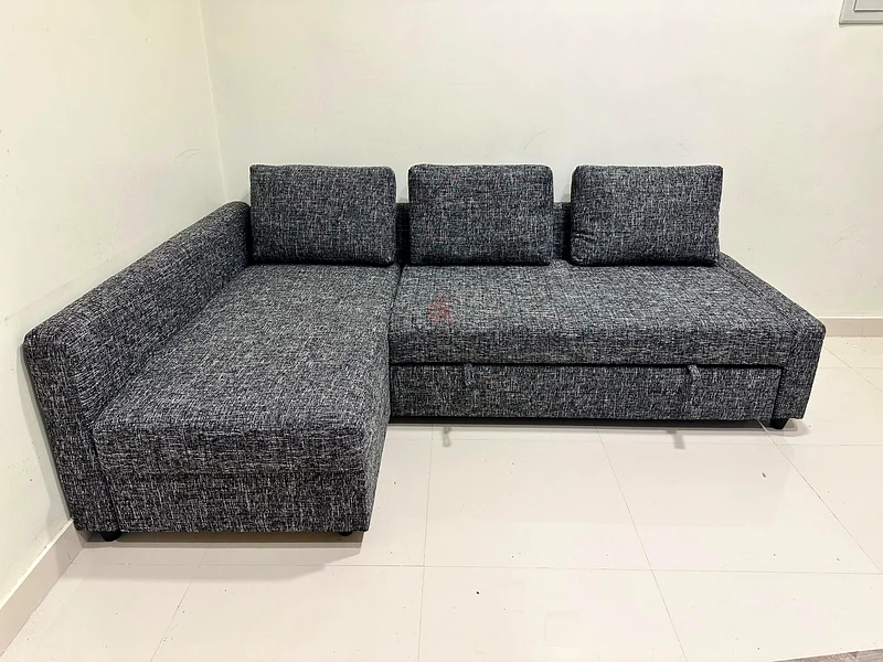 أريكة على شكل حرف L مع سرير من ايكيا63181777234947111