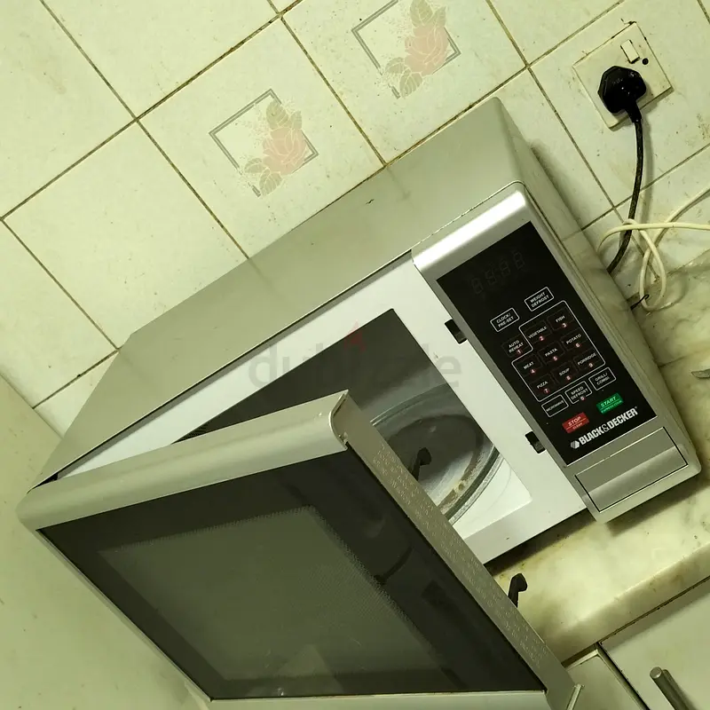 Efficient Black  Decker Microwave - Perfect for Quick Meals!63199138364673111