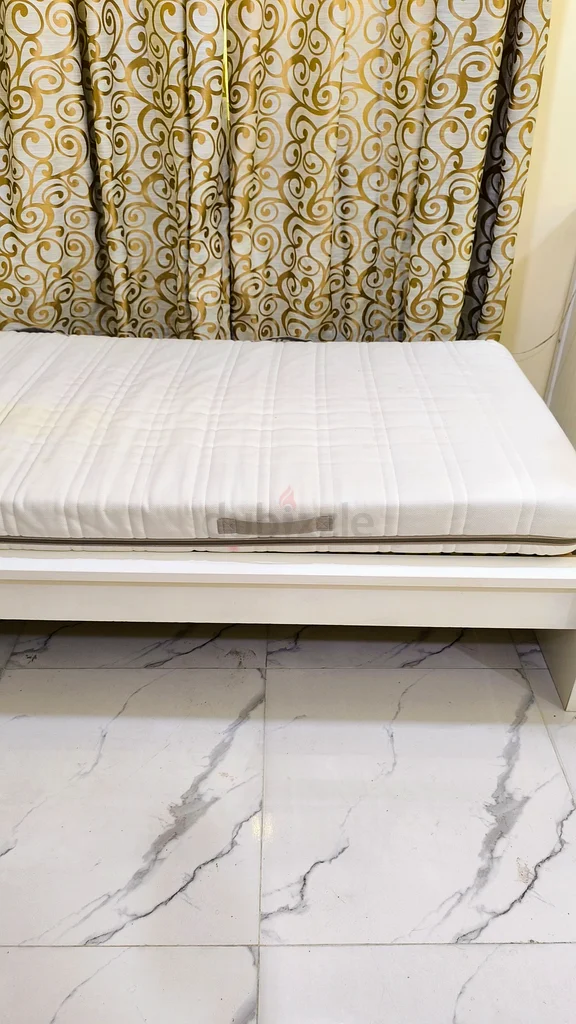 سرير مفرد من إيكيا، بحالة جيدة63177963942401114