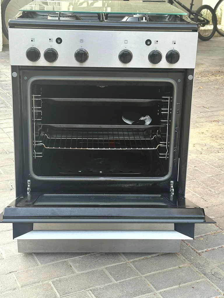 Siemens 60cm full gas cooker Looks Like brand new63197646724611112