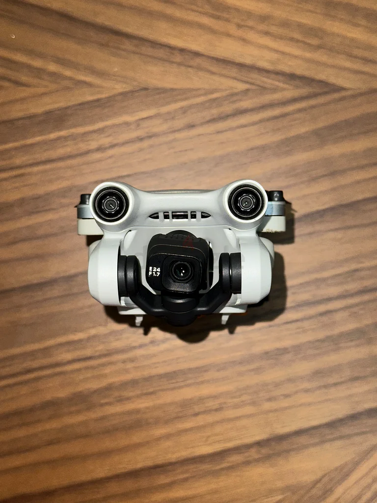 DJI Mini 3 Pro Drone – Fly More Kit (No RC Screen)63201693563395111