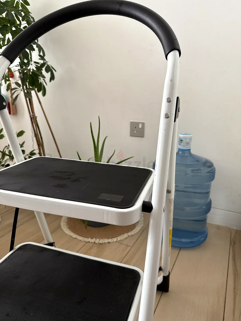 Compact Folding Step Stool63210899032962111