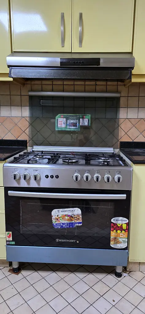 Cooking range 5 burner