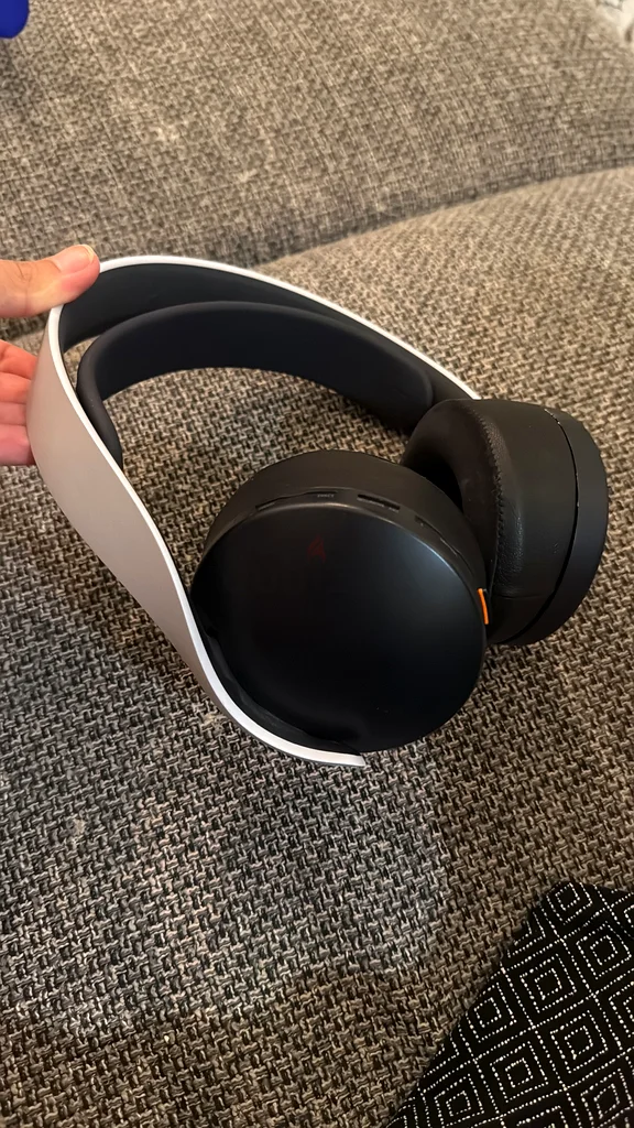 ¡Potencia tu experiencia de juego con el paquete de controlador DualSense y auriculares!63206883893122111