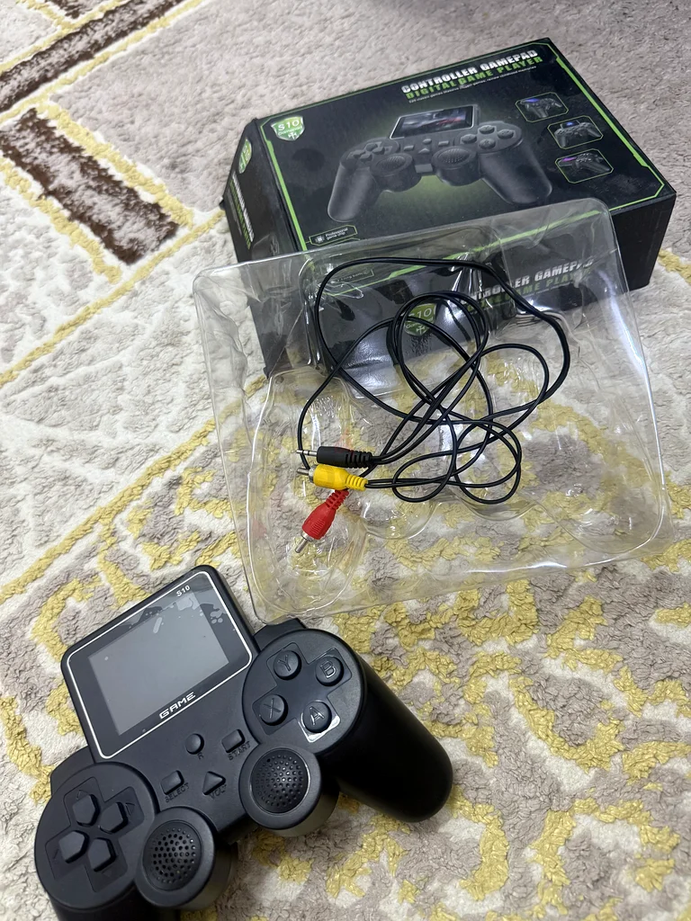 Retro Handheld Gaming Console with Unique Display!63204868005506113