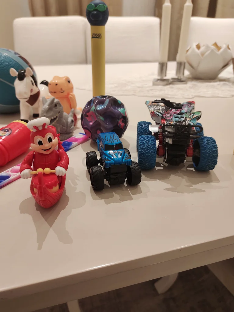Fun-filled Toy Collection for Kids - Perfect for Playtime!63208391645059111