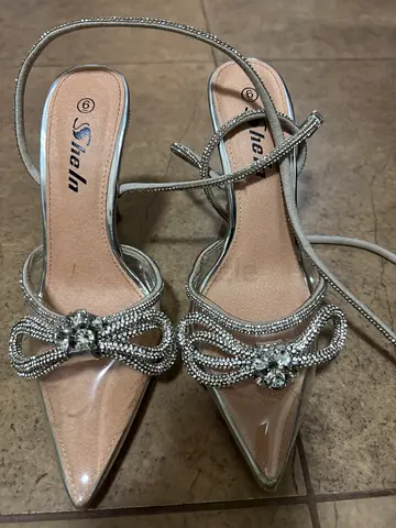High heeled shoes size 36