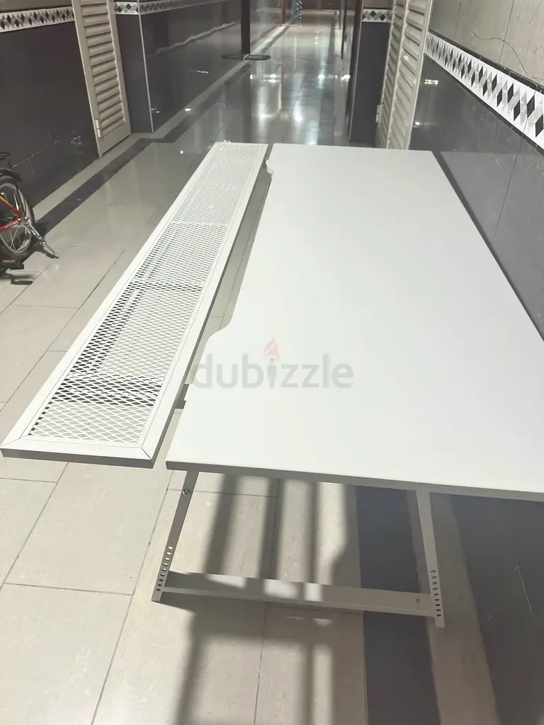 Stylish Modern White Study Table for Sale!