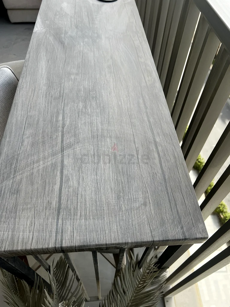 Stylish Outdoor Bar Table Set for Your Balcony!63209353112194113