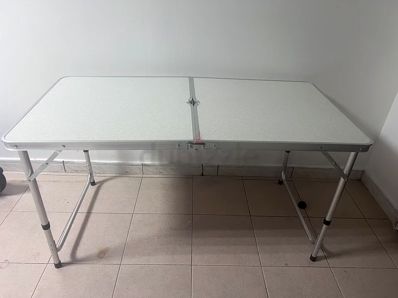 طاولة قابلة للطي متعددة الاستخدامات لحفظ الأشياء632168344797461113