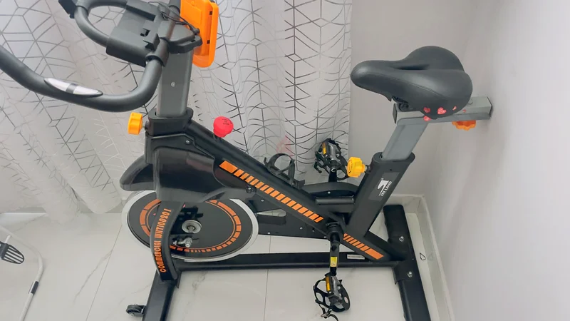Exercise Bike!63199636340995112