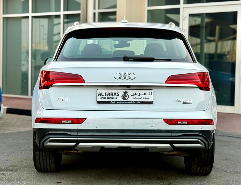 Audi Q5 45TFSI Quattro 2020, fully loaded, under warranty63398617052419114