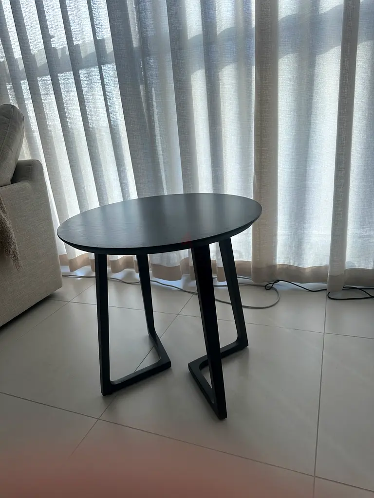 Side table63209848004482112