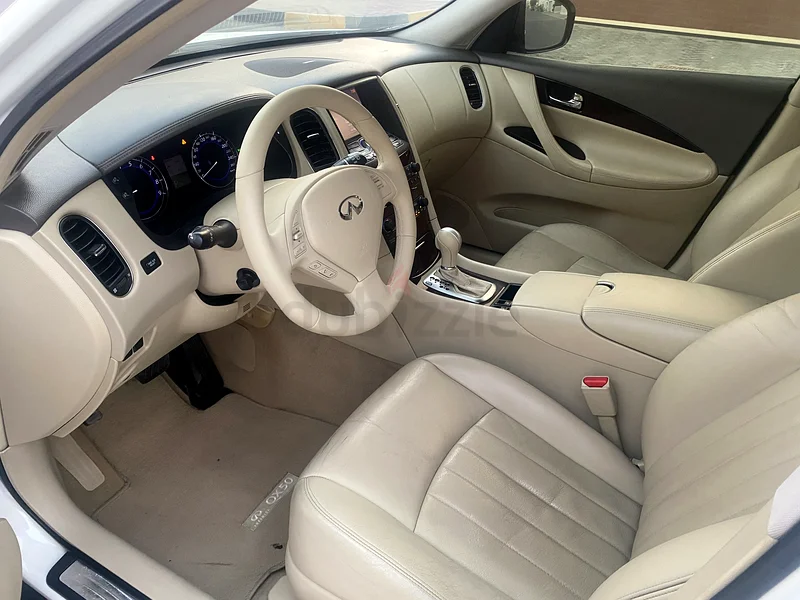 Infinity QX50 GCC Perfect Condition63398579579266113