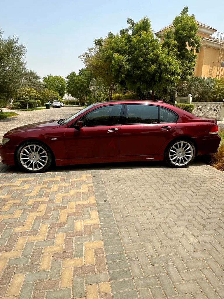 BMW 7-Series 
750i Exclusive63410294632193111