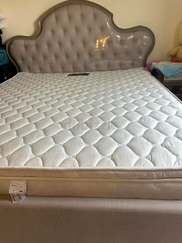 King Bed63211426088449114