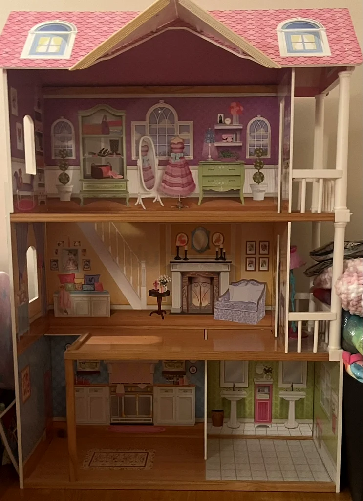 ELC Doll house with furniture63204289507586111