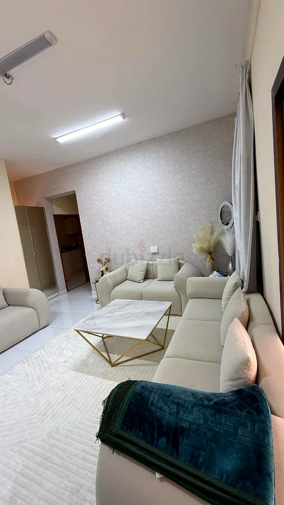 A room for rent in Ajman, near the municipality, for an Arab female employee. Close to all amenities (Lulu, Nesto, Viva).63219325975937114