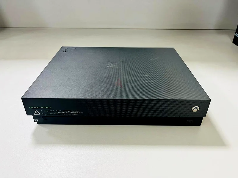 Xbox One x 1tb with controller63204868153729114