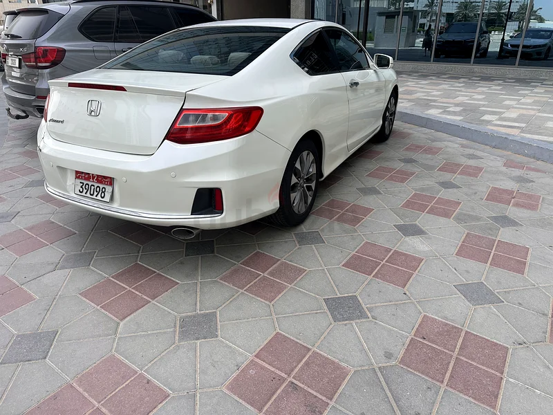 Very good condition Honda Accord63398545452546112