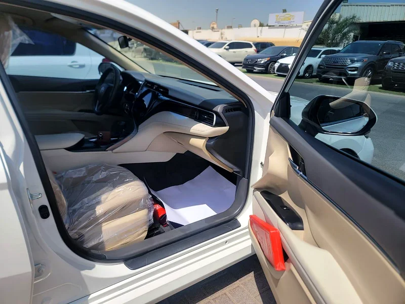 Toyota Camry LE63401308069506114