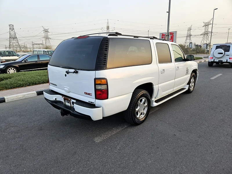 GMC YUKON XL DENALI 7 SEATER 2004 JAPAN IMPORTED63221826321665114