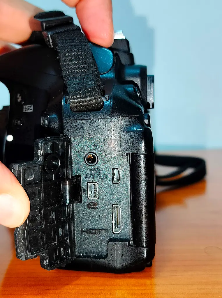 Nikon D5300 DSLR Camera63265098720641115